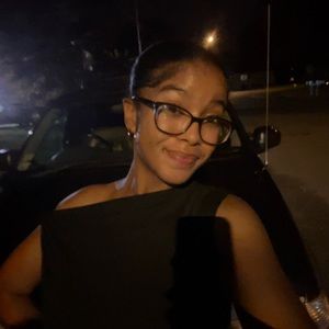 Meet your Posher, Ahlana